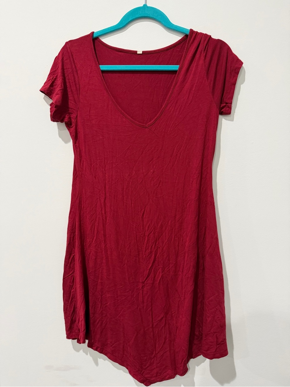 Amazon Women’s Short Sleeve V-Neck Mini Dress - Burgundy